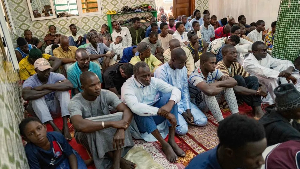 Senegal’s ‘schools for husbands’ aim to keep mothers from dying