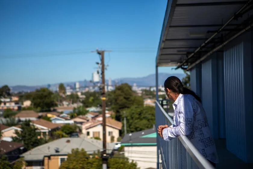 Contributor: Executive order to institutionalize homeless people defies data