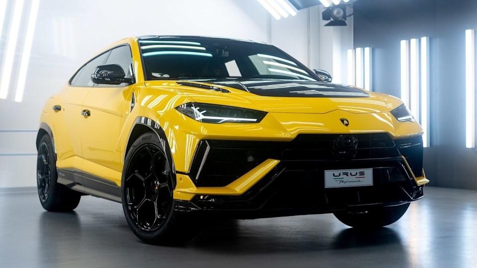 Dealer Got Lamborghini’s $4M Bonus While Selling To Ghosts