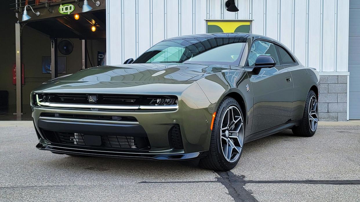 The 2026 Dodge Charger Scat Pack Ditches the V8 for a 550-HP Inline-Six and AWD