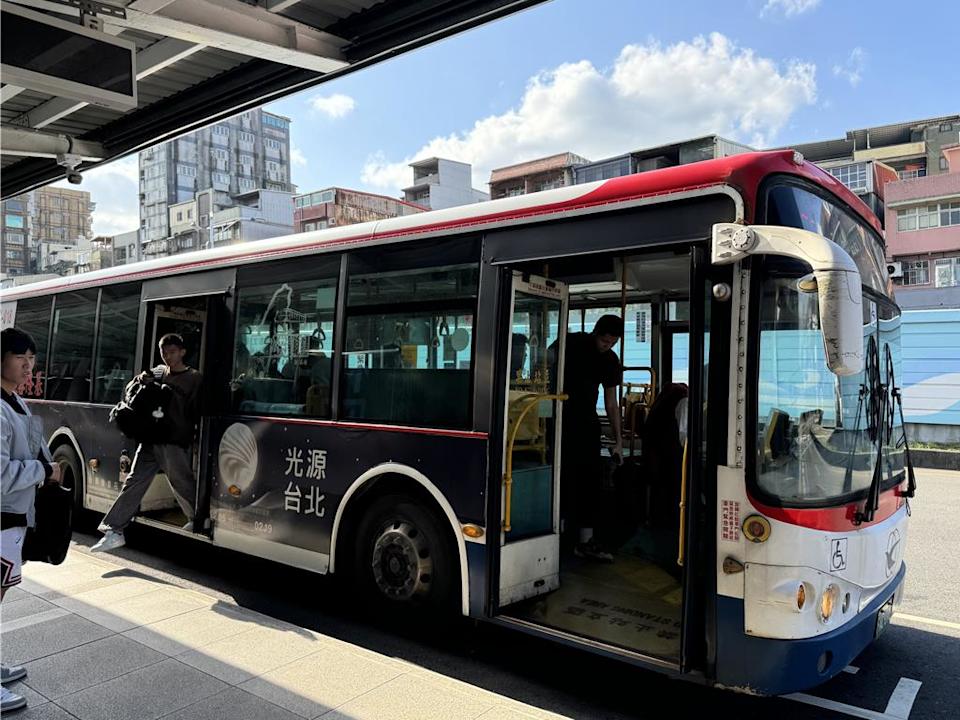 疫情衝擊北市客運駕駛減近600人 公運處加薪盼人力回流