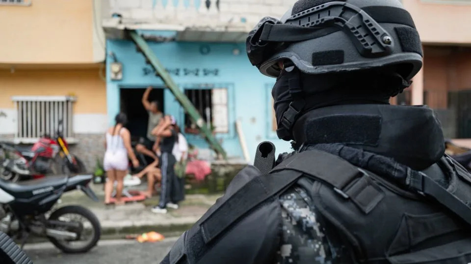 On the ground with the gangs, generals and families caught in Ecuador’s drug war