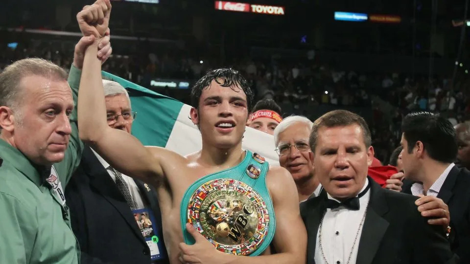 Julio César Chavez Jr., libre y entrenando. ¿Qué sigue en su causa judicial?