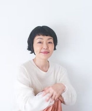16歳での涙のヌード、三谷幸喜との16年の結婚生活、“共演者キラー”な一面も…小林聡美（59）の「スロー＆SNSとは無縁」な女優人生――2025年上半期 読まれた記事