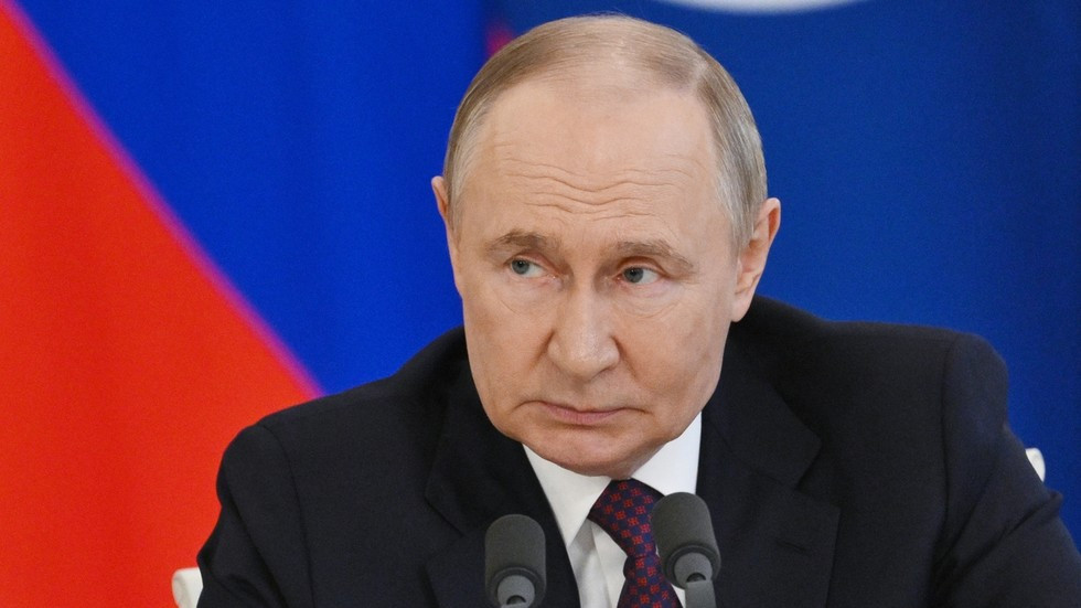 Ông Putin cảnh báo Nga có thể hoãn hòa đàm với Ukraine
