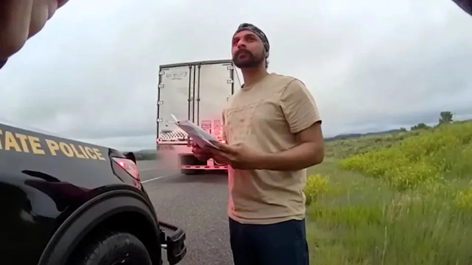 Bodycam video shows illegal immigrant truck driver speaking limited English with New Mexico officer