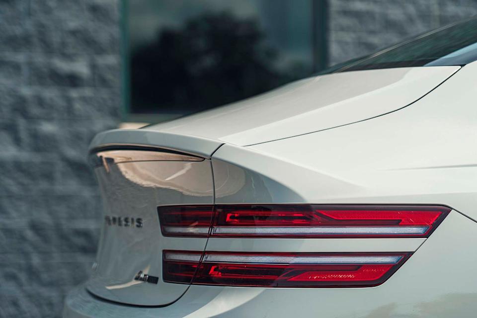 2025 genesis g80