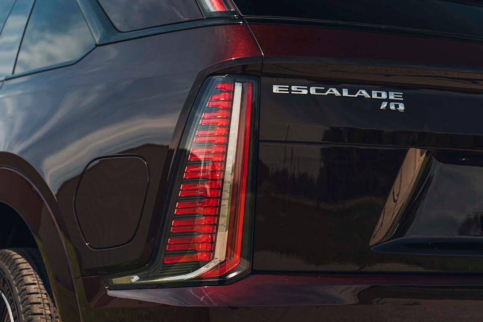 2025 cadillac escalade iq