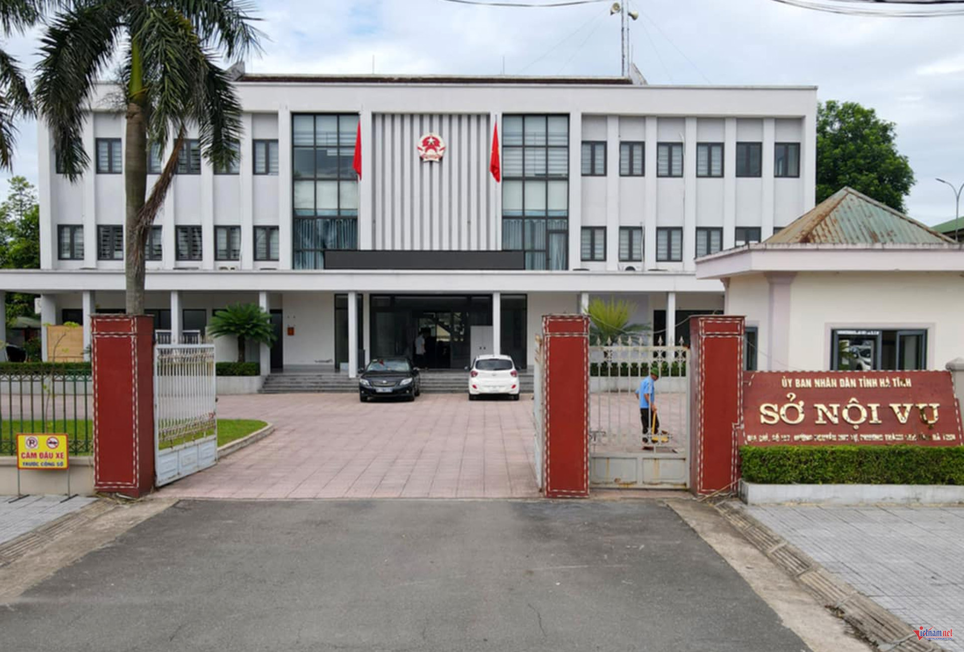 Hà Tĩnh dôi dư gần 250 biên chế ở cấp xã, tỉnh chỉ đạo cân đối gấp