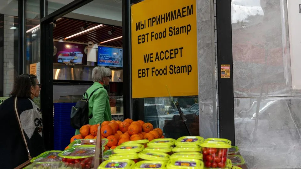 2.4 million people expected to lose food stamps after Trump agenda law broadened work requirements, CBO says
