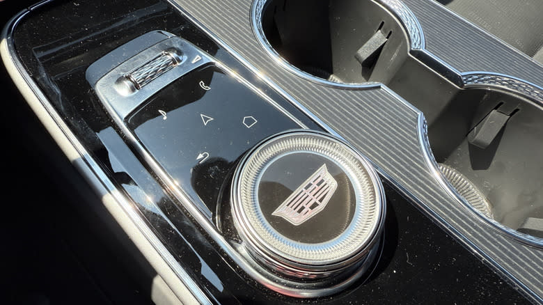 Cadillac Lyriq-V