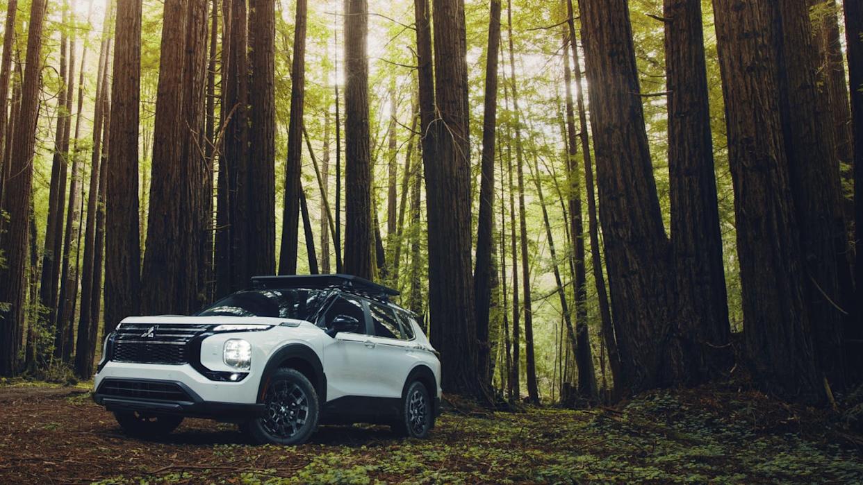 2025 Mitsubishi Outlander Trail Edition Starts at $40,890—Plus Thule Racks