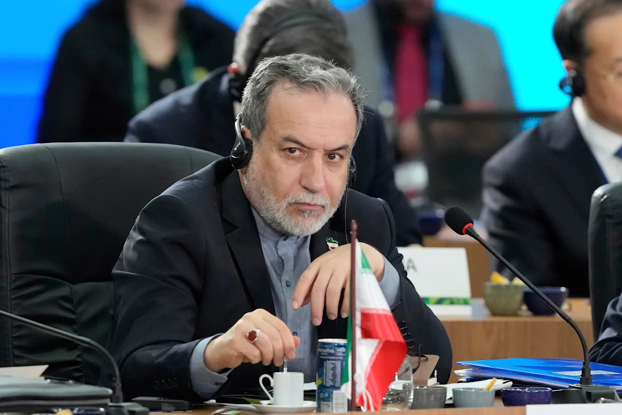 Iran reaffirms right to enrich uranium ahead of key talks in Turkiye