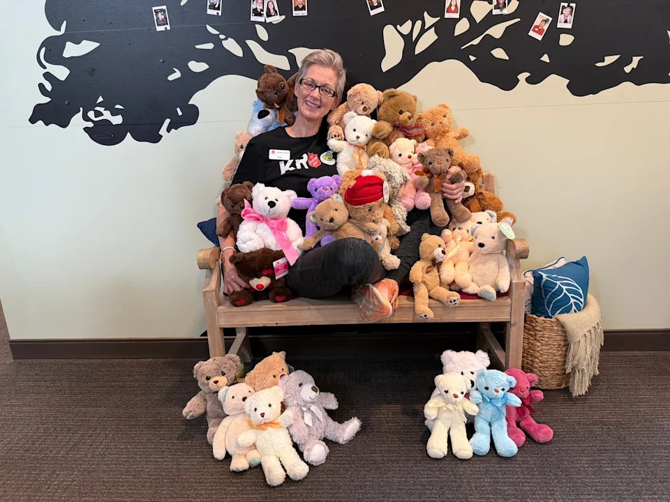 NJ Rotary Club's teddy bears help Texas kids cope after deadly floods: 'A little comfort'