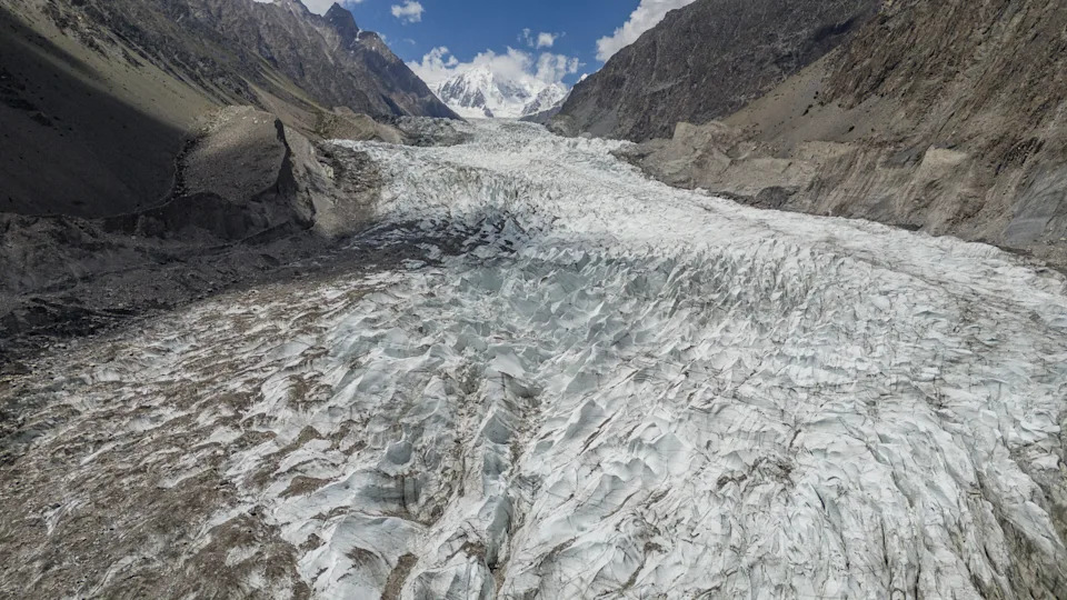 Body of missing father found on melting glacier 28 years after he vanished