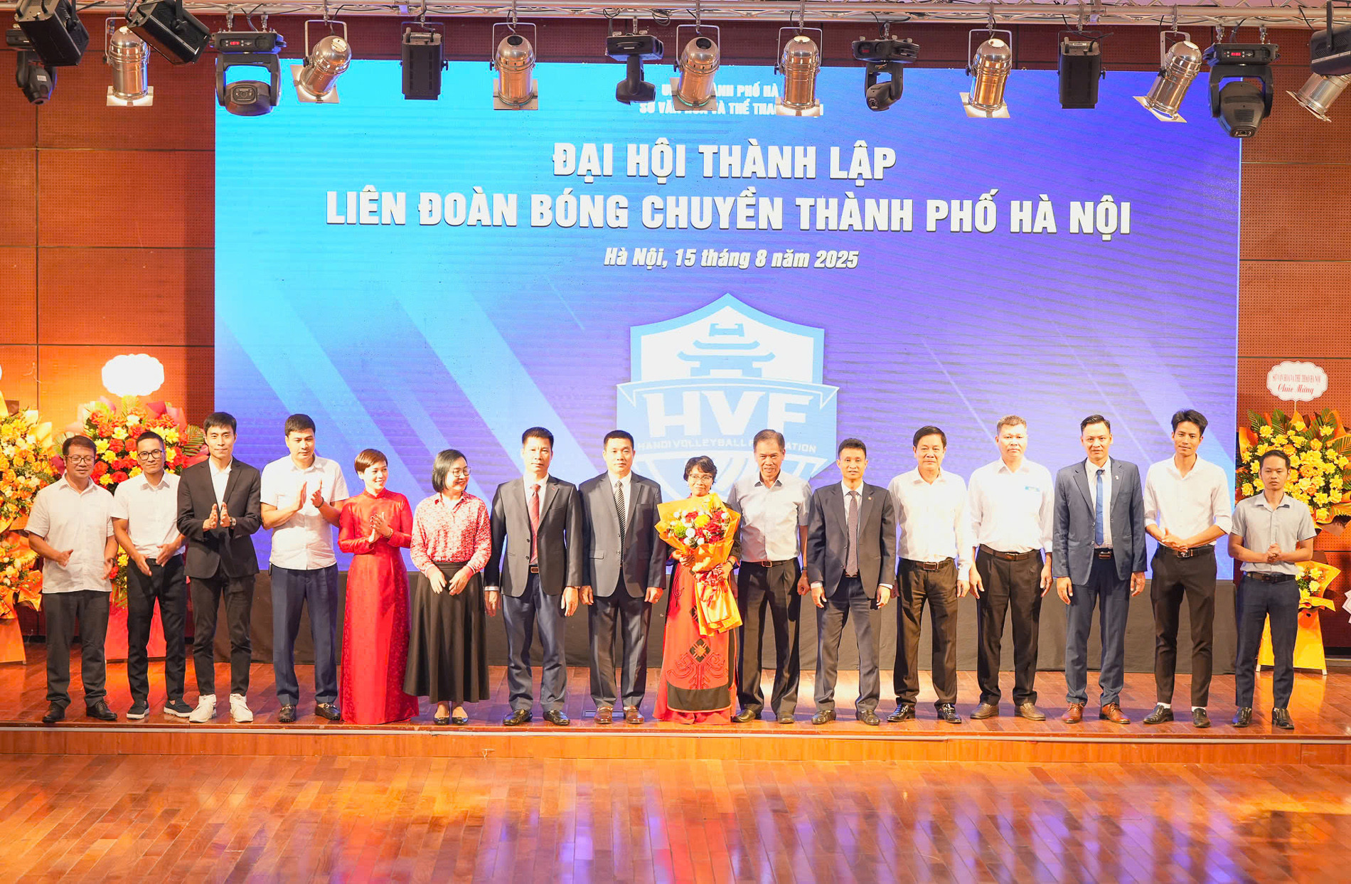 Ra mắt Liên đoàn bóng chuyền Hà Nội