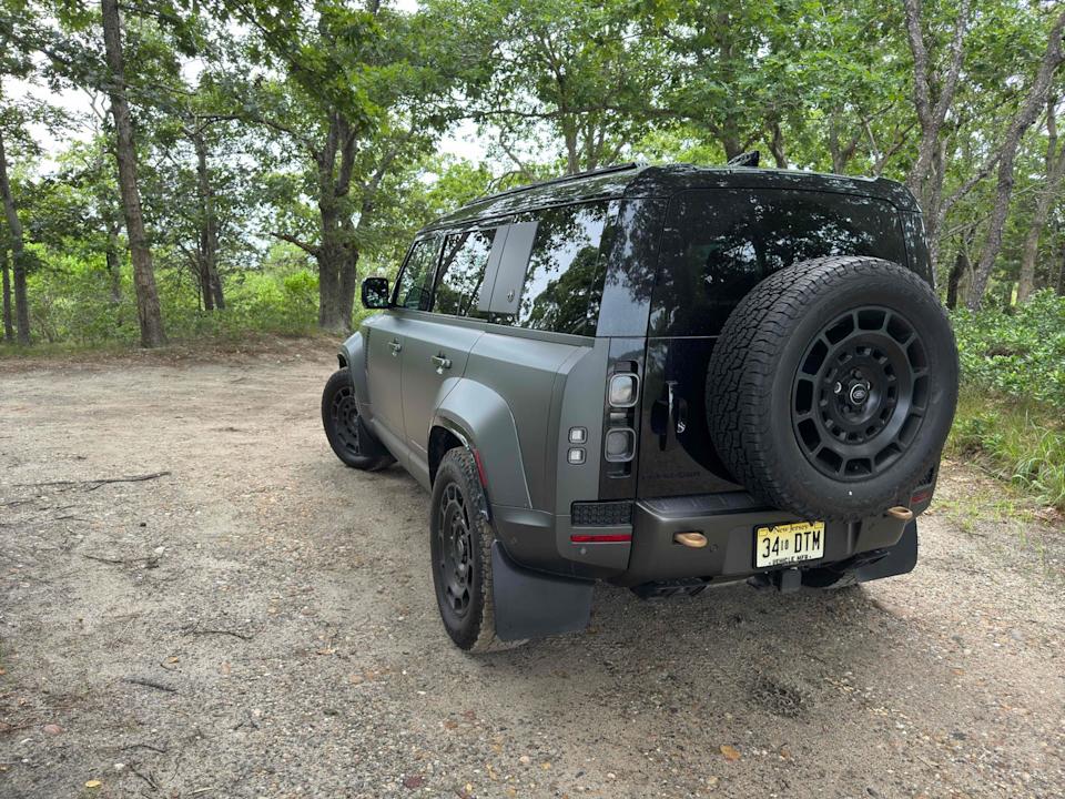 land rover defender octa hamptons
