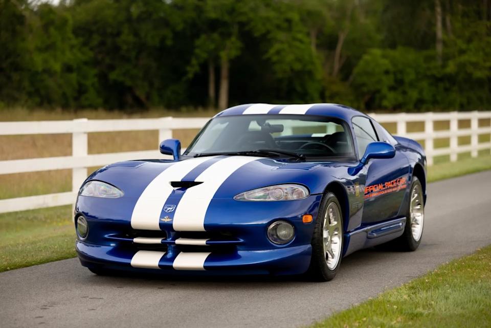 Now's Your Chance to Buy a 1996 Dodge Viper GTS with Delivery Mileage