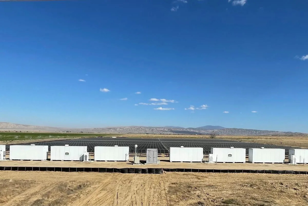 Hundreds of old EV batteries have new jobs in Texas: Stabilizing the power grid