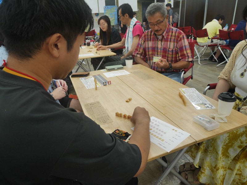 奥能登の伝統ゲーム、楽しんで支援　イベントに親子連れら60人
