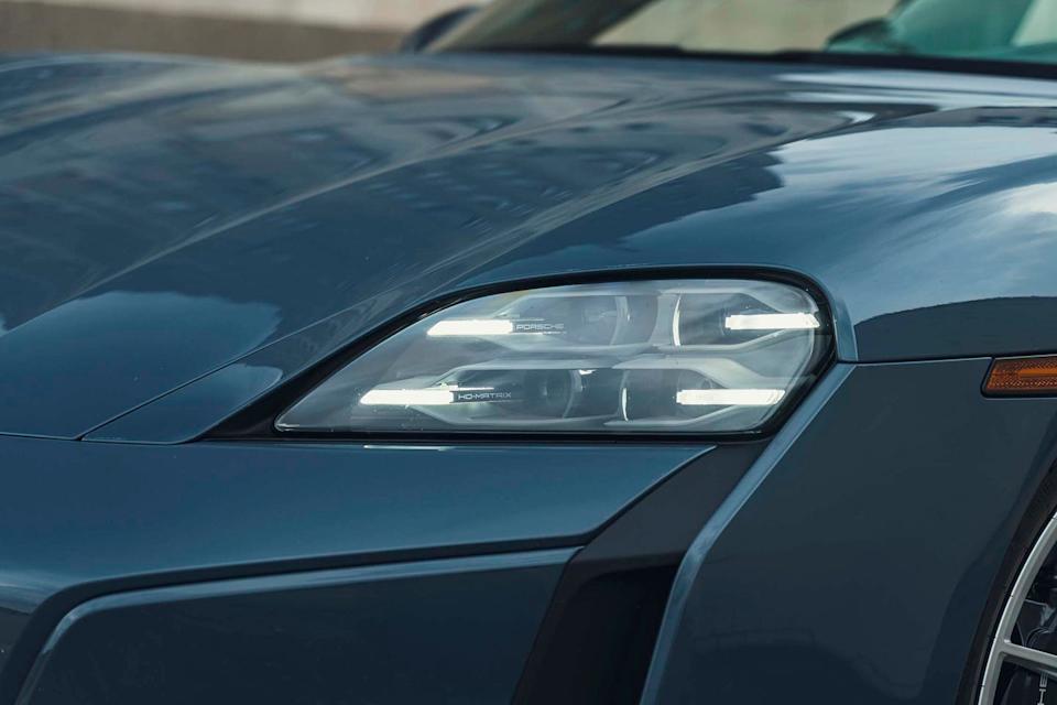2025 porsche taycan turbo gt
