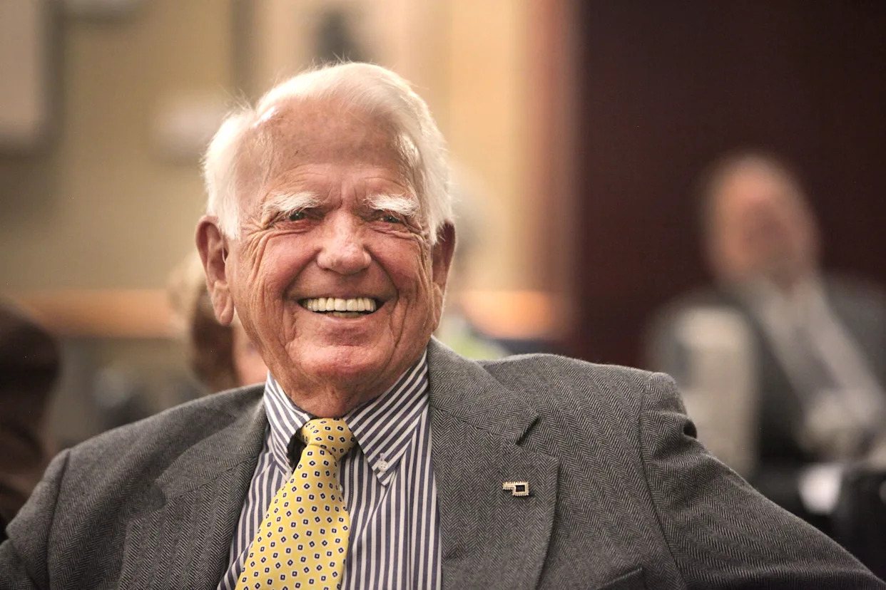 A memorial service for former Gov. George Nigh will be held Aug. 14.