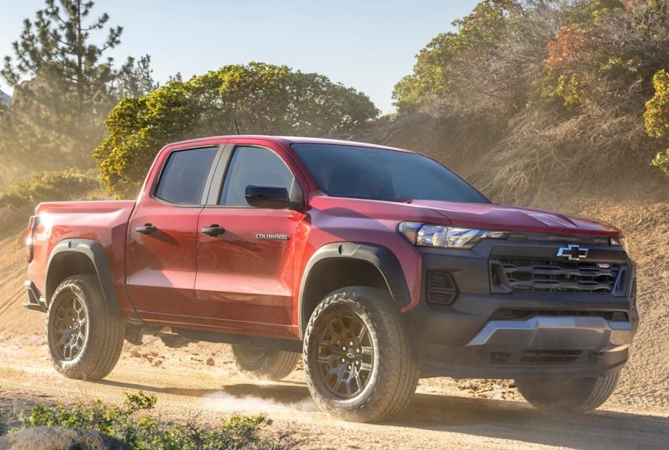 2026 Chevrolet Colorado Updates Are Coming – But Should You Buy the 2025 Instead?