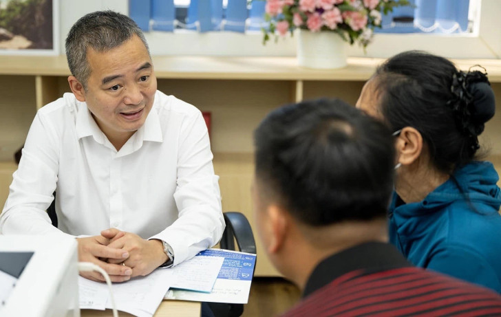 PGS Nguyễn Lân Hiếu nói về sự cần thiết đặt máy sốc điện tim nơi công cộng