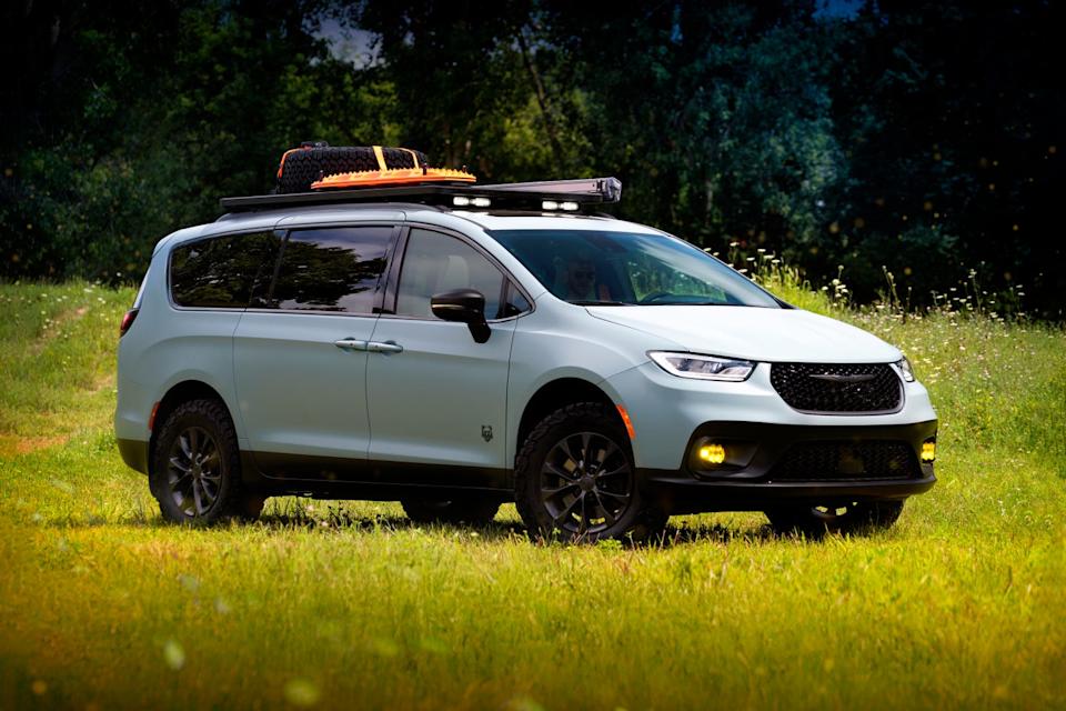chrysler pacifica grizzly peak concept for overland expo mountain west 2025