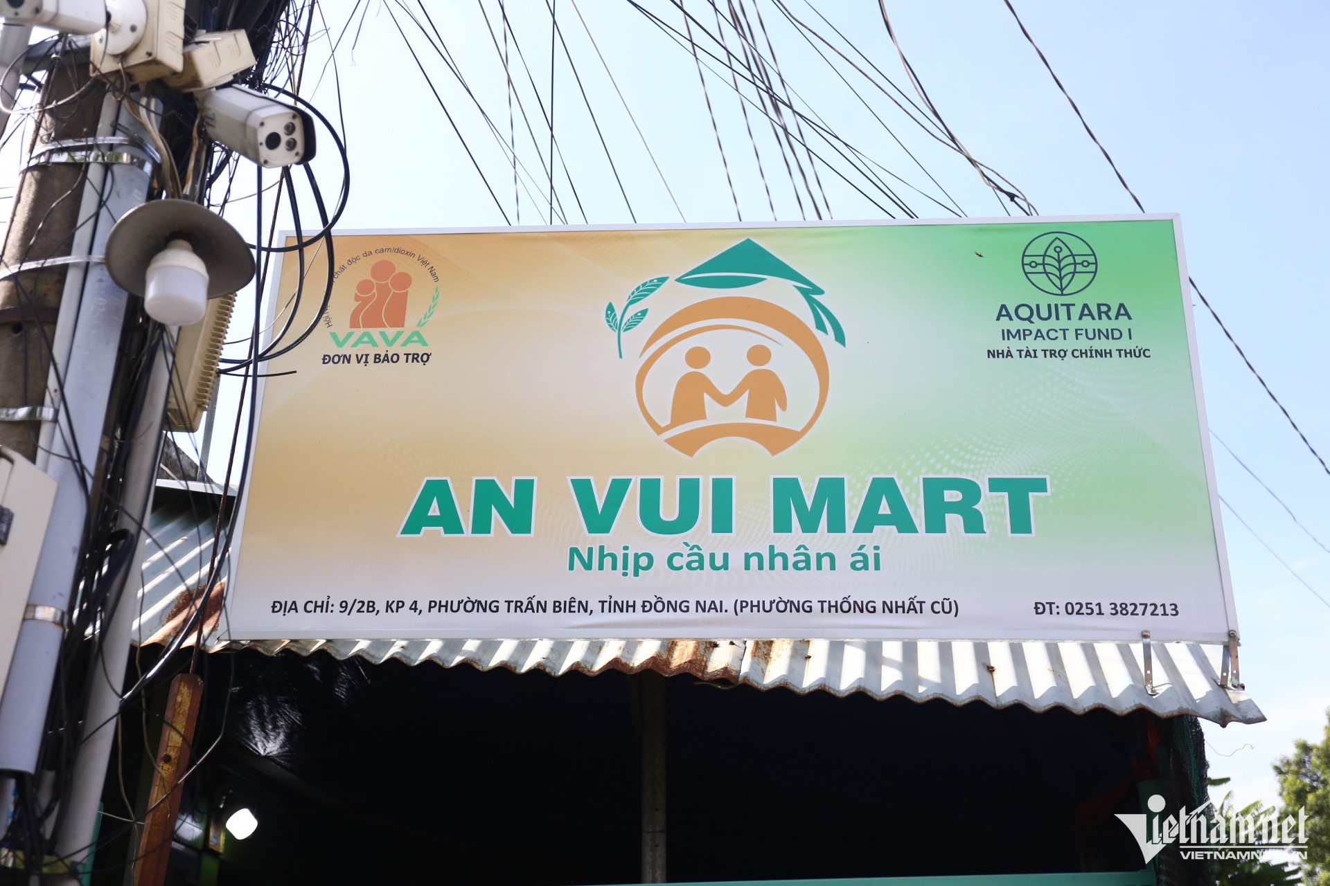 Chuỗi cửa hàng đặc biệt tiếp thêm nghị lực cho những phận đời sau chiến tranh