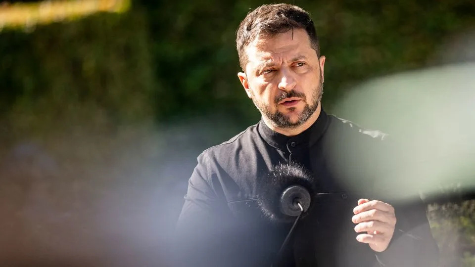 Trump cranks up pressure on Zelensky ahead of his high-stakes White House return
