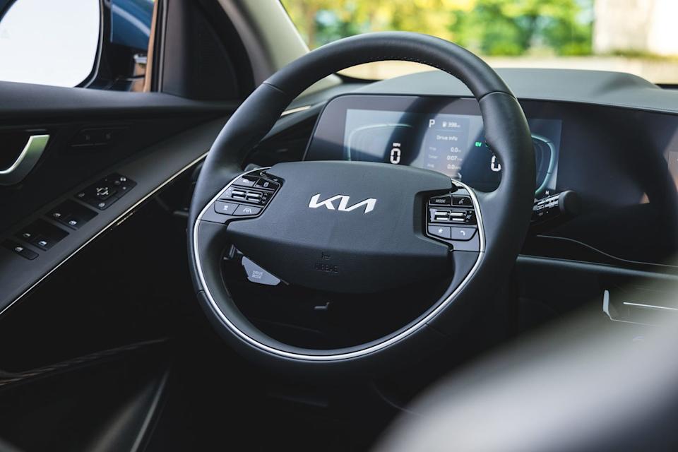 2024 kia niro phev long term