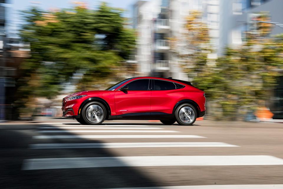 2021 ford mustang mach e