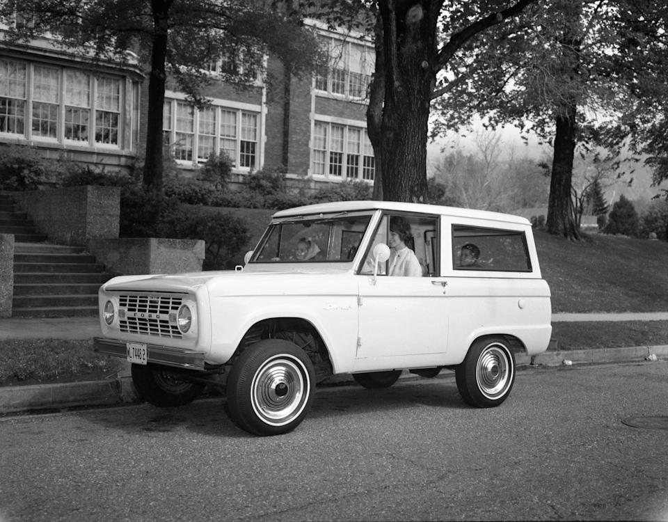 ford bronco roadster concept