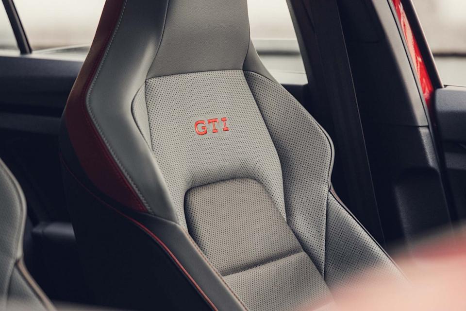 2025 volkswagen golf gti autobahn