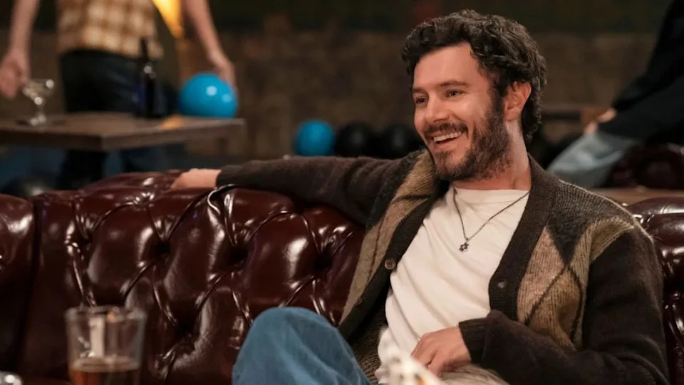 Adam Brody as Noah in episode 205 of Nobody Wants This. Cr. Erin Simkin/Netflix © 2025