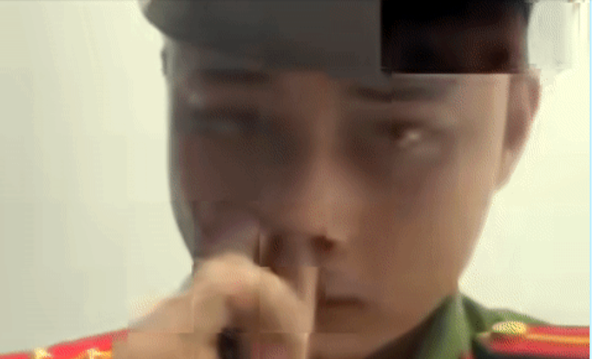 Nam thanh niên vạch mặt kẻ giả danh công an qua chi tiết bất thường