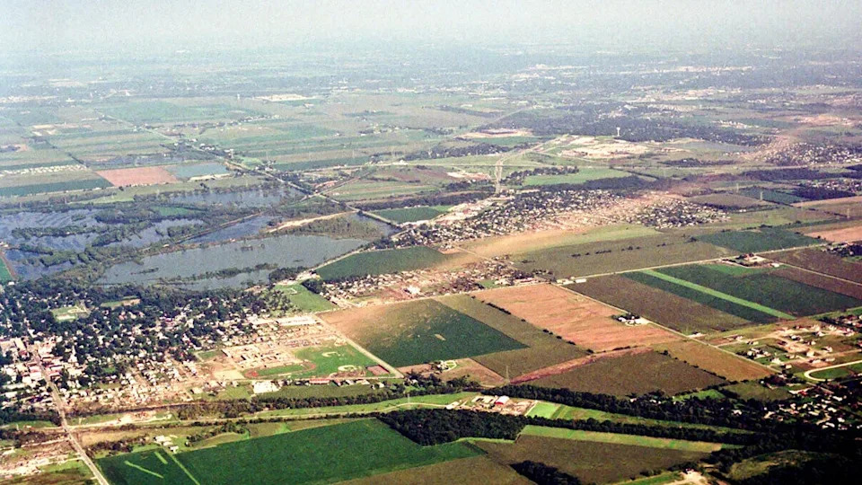 On This Date: An August F5 Tornado Rakes Through Plainfield, Illinois