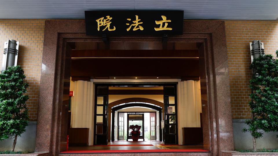 台大等4校學生籲立院速通過媒體議價法 納新聞基金