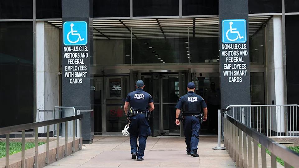ICE Ordered to Fix 'Horrifying' Conditions at NYC Facility After Migrant Complaints