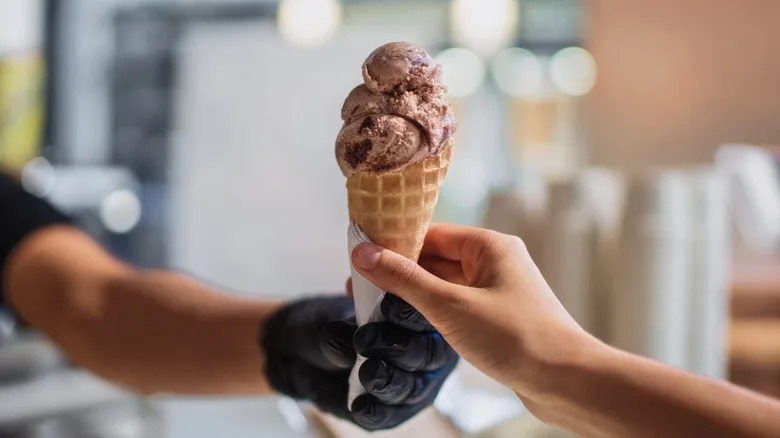 Is Walking With Ice Cream In Your Pocket Really Illegal In Alabama?