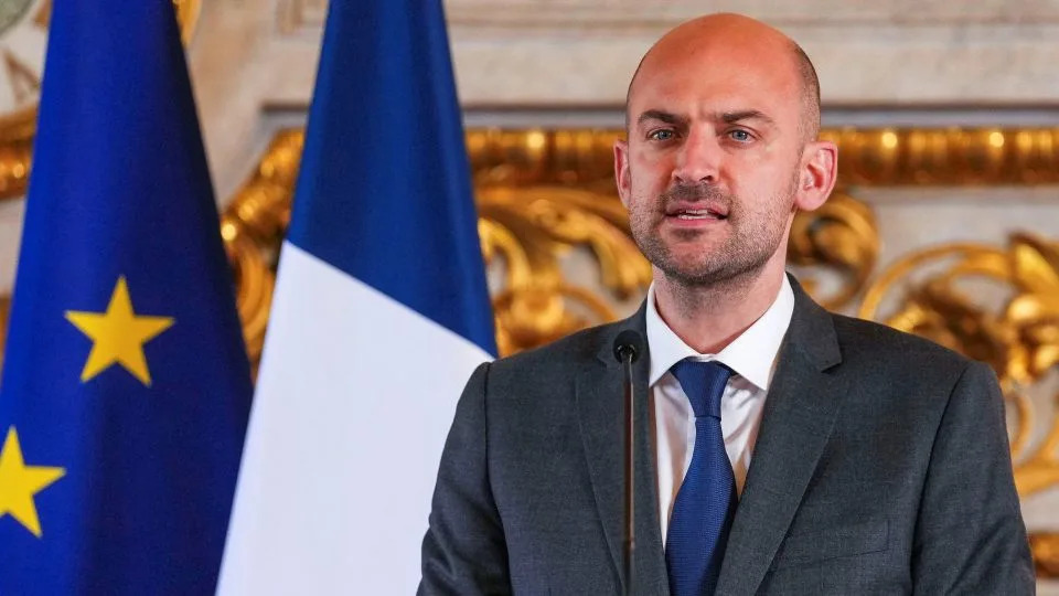 France halts all evacuations from Gaza over alleged antisemitic reposts by Palestinian student