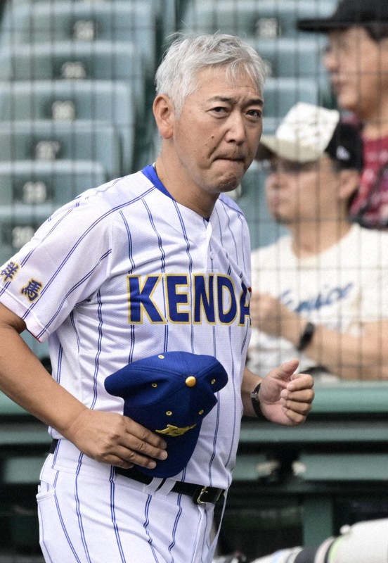 健大高崎・青柳監督「試合プランの読み違えあった」　夏の甲子園