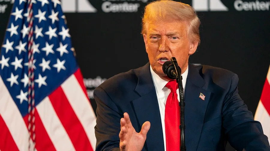 Trump picks Democrat to lead energy regulatory commission