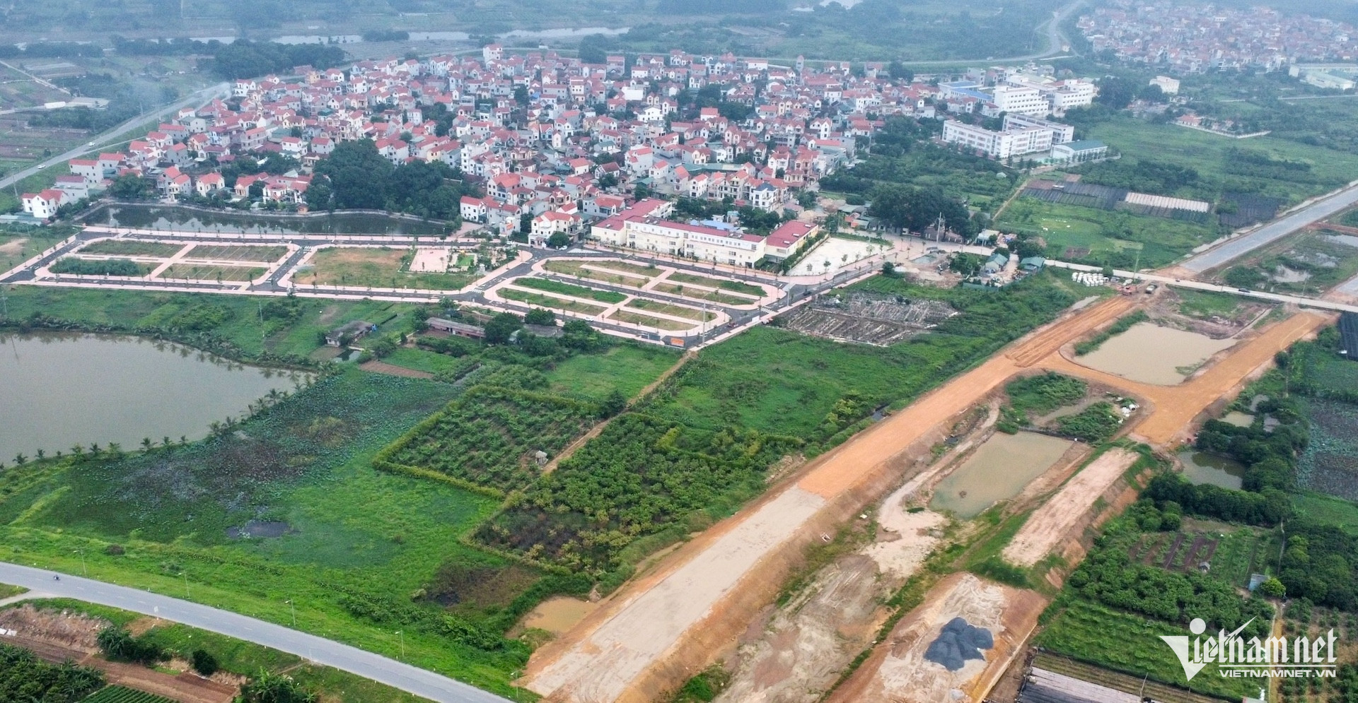 Nguy cơ hợp thức hóa giá đất 'ảo': Bất động sản nóng lên, dân khó mua nhà