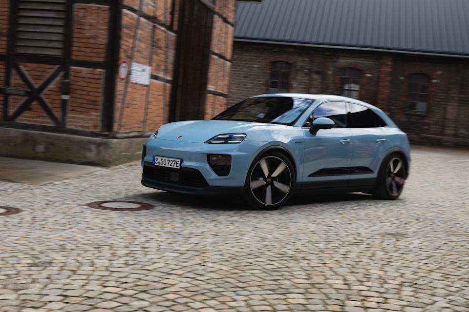 2025 porsche macan electric