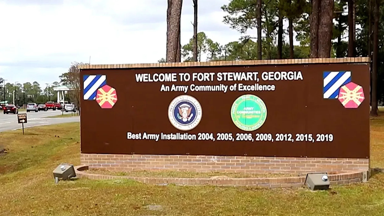 Army secretary hails 'heroism' of soldiers who tackled alleged Fort Stewart shooter: 'Absolutely saved lives'