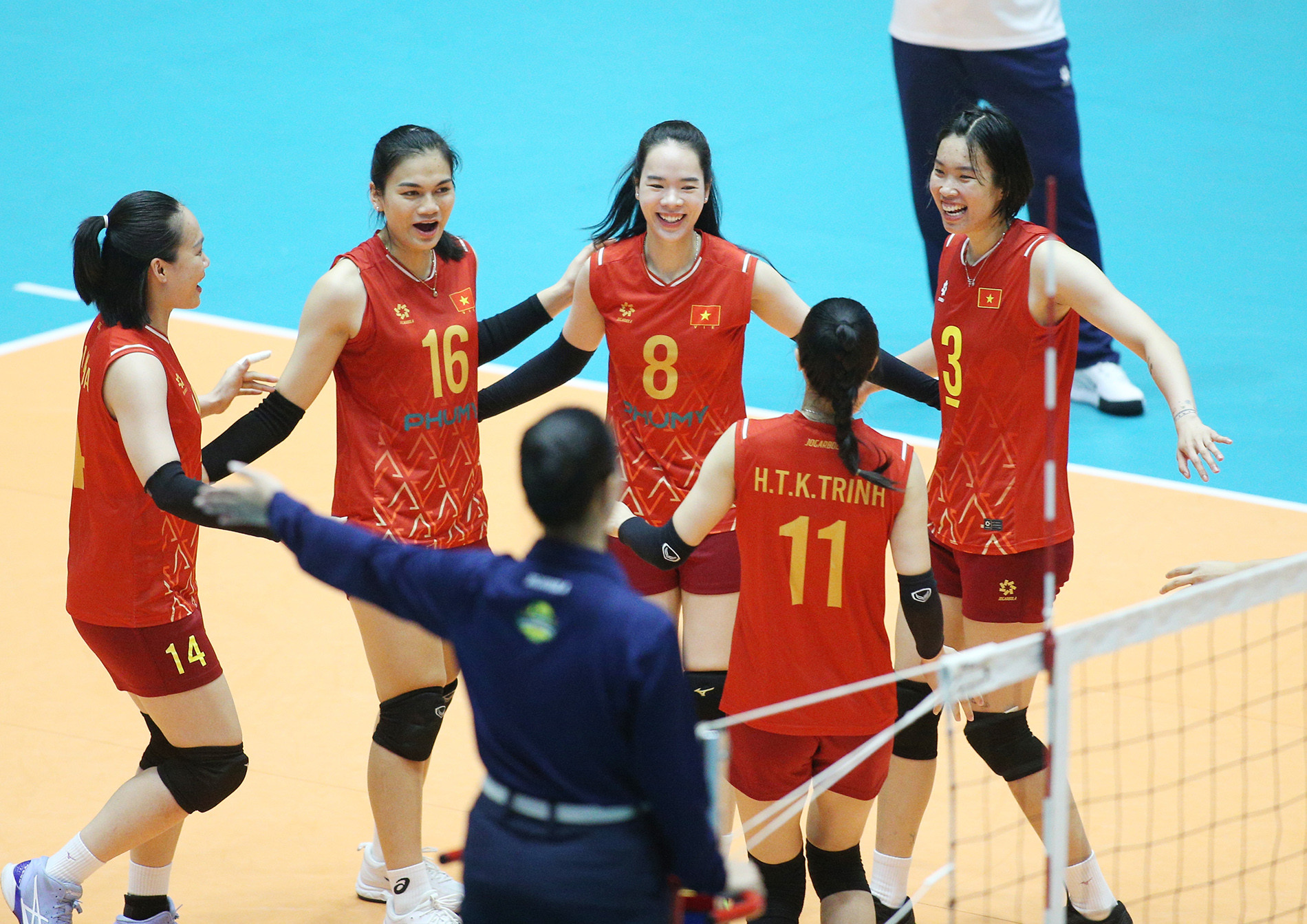 Vắng Bích Tuyền, tuyển bóng chuyền nữ Việt Nam thắng Kenya 4-0