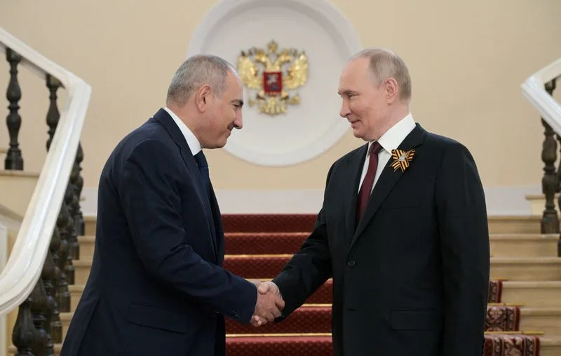 Russia's Putin and Armenian PM Pashinyan brief each other by phone on US meetings, Kremlin says