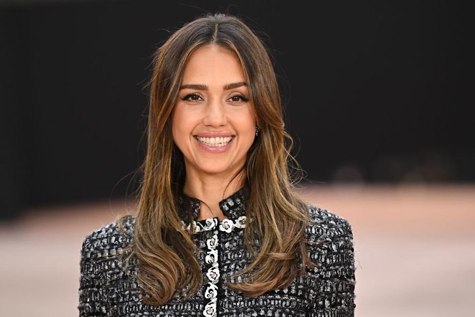 Jessica Alba attends the Chanel Womenswear Fall/Winter 2025-2026